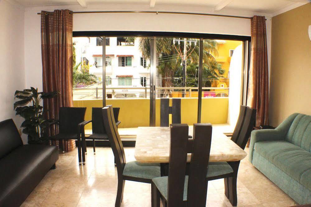 Ocean Plaza Condos Playa del Carmen Bagian luar foto