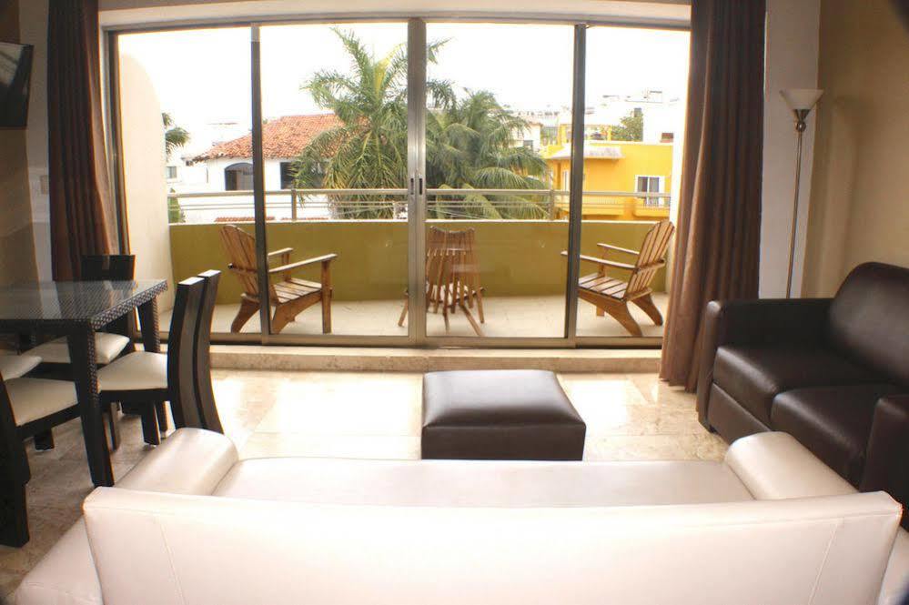Ocean Plaza Condos Playa del Carmen Bagian luar foto