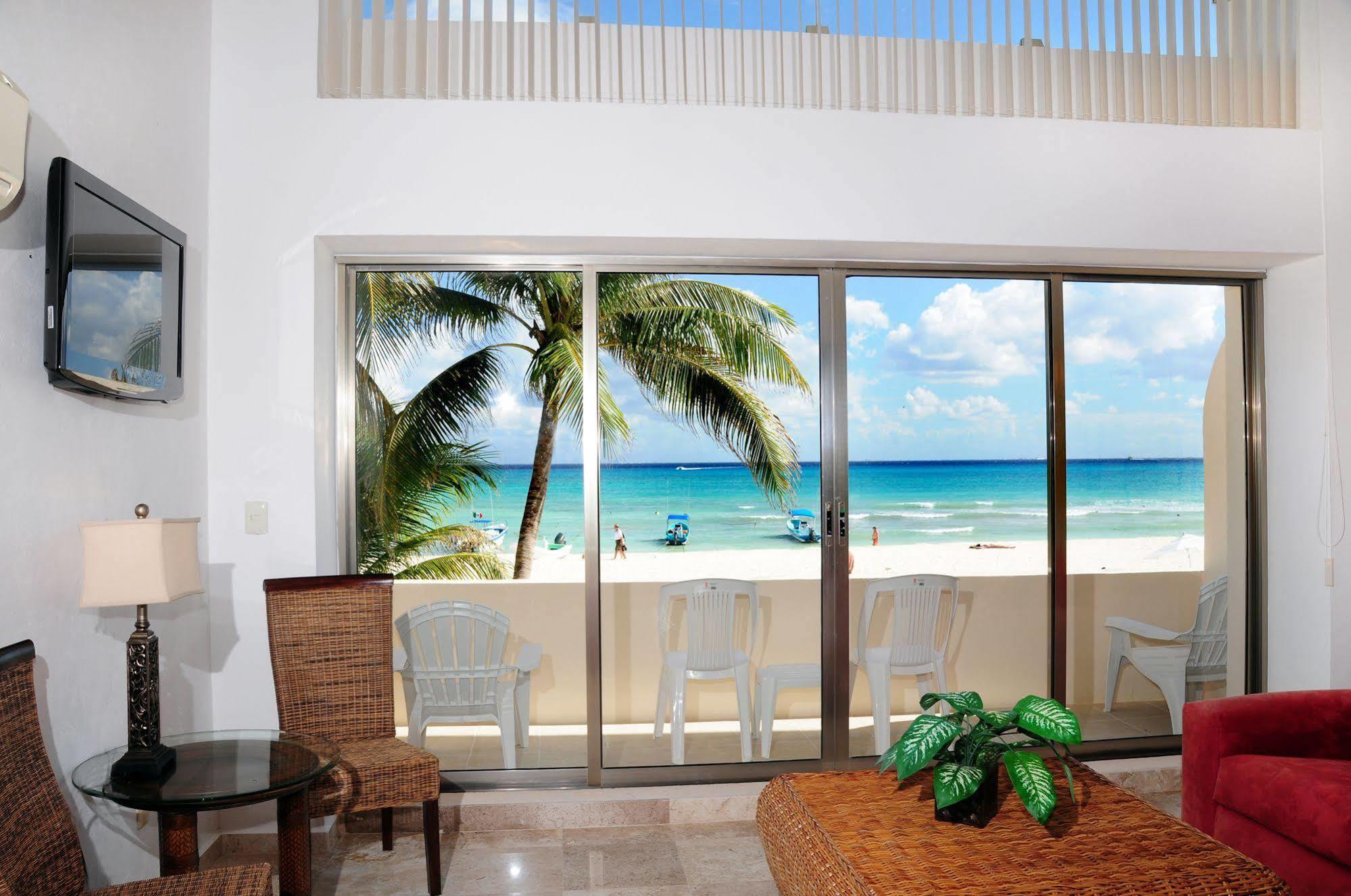 Ocean Plaza Condos Playa del Carmen Bagian luar foto